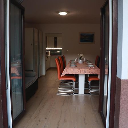 House Utrinek With Free Play Room, Jacuzzy And Garage Podbrdo Dış mekan fotoğraf